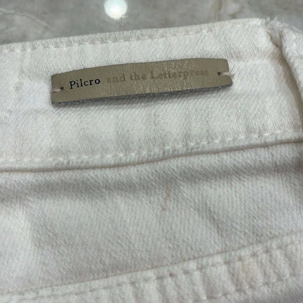 White Pilcro Script‎ Micro Jean Shorts | Size 27 Waist | Excellent Condition - Picture 6 of 12